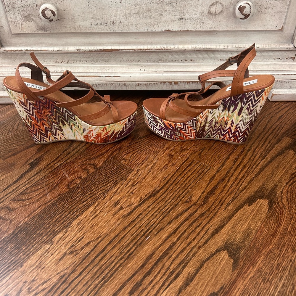 Steve Madden wedge sandals